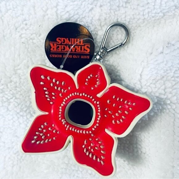 NWT Stranger Things The Upside Down PocketBac & Demogorgon Head Holder - Picture 6 of 9